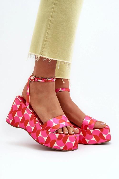 Wzorzyste Sandały Na Platformie I Koturnie Fuksja Wiandia