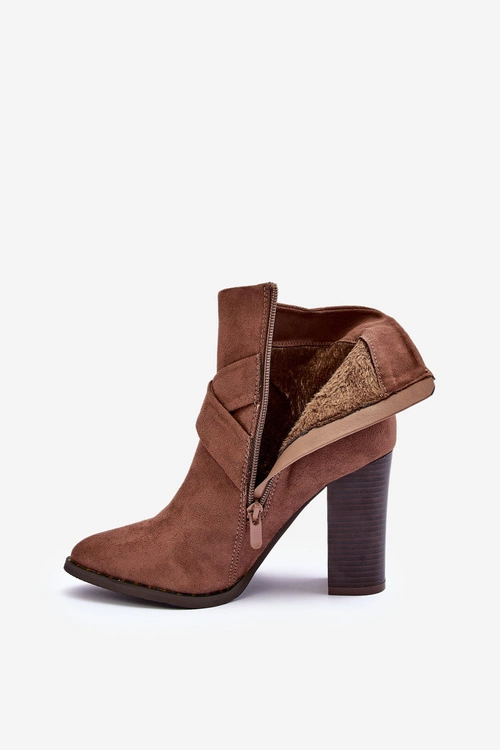 Botki Zamszowe Na Słupku Z Klamrą Brązowe Eftane