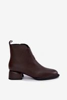 Brązowy