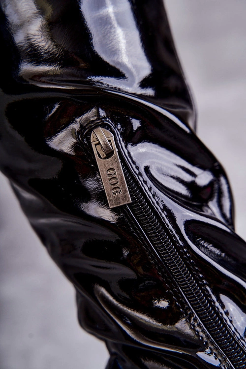 Lakierowane Kozaki Za Kolano Na Płaskim Obcasie GOE KK2N4023 Czarne