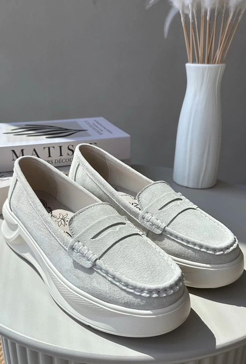 Zamszowe Damskie Mokasyny Jasnobeżowe Filidia