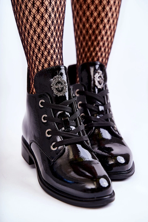 Lakierowane Ocieplane Botki Sznurowane Czarne Enrica