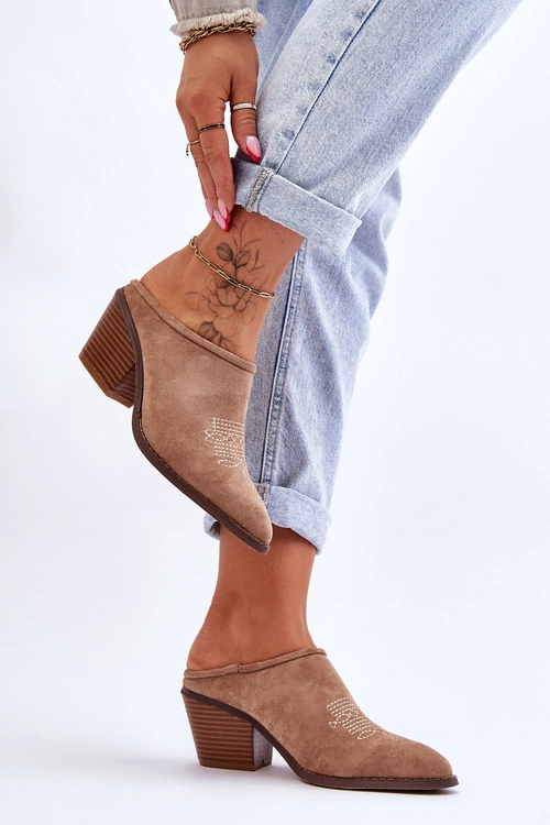 Damskie Zamszowe Klapki Kowbojki Beżowe Romina