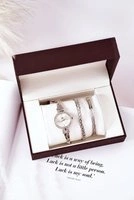 Odcienie szarości i srebra