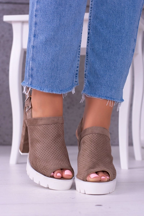 Lu Boo Zamszowe Sandały na Słupku Khaki Emare