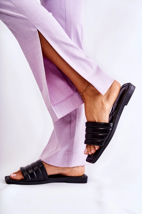 Damskie Skórzane Klapki Z Pikowaniem Czarne Raula