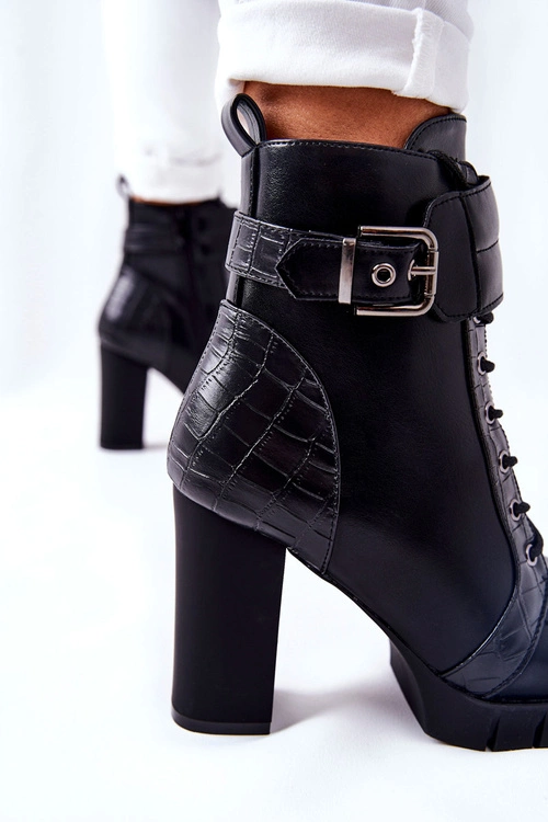 Botki Na Wysokim Słupku Czarne Wiązane Fasha