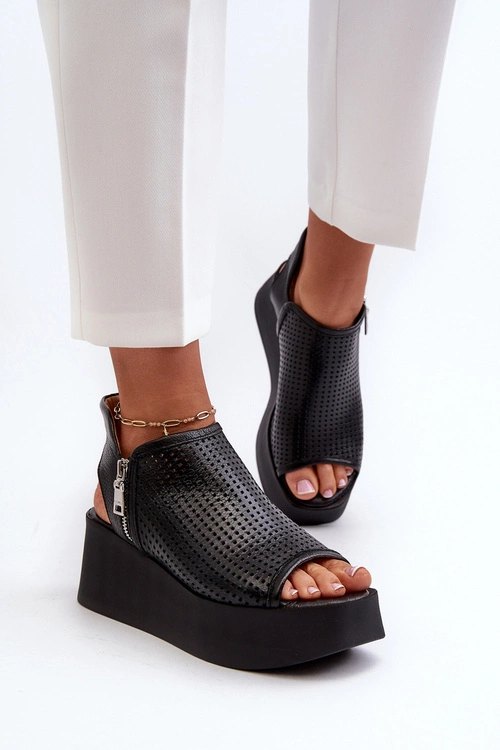 Zazoo 1792 Skórzane Ażurowe Sandały Na Koturnie Czarne