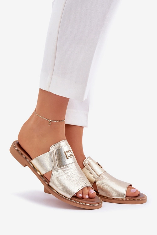 Eleganckie Klapki Ze Skóry Naturalnej Na Płaskim Obcasie Zazoo 40423 Złote