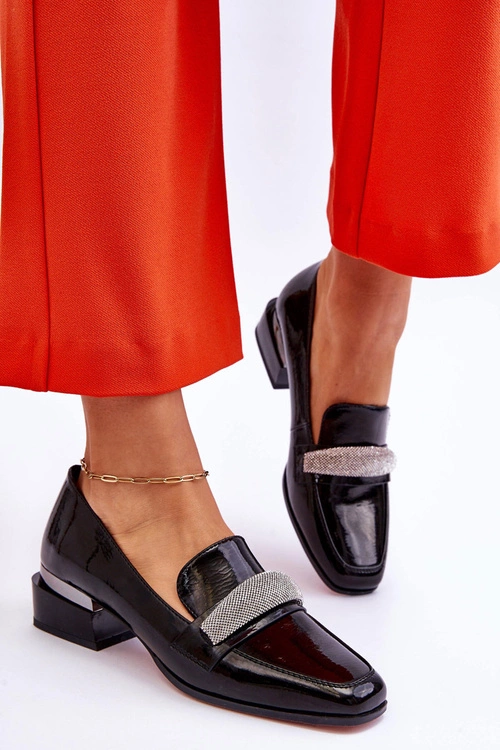 Lakierowane Mokasyny Na Obcasie Z Cyrkoniami Czarne Lavern