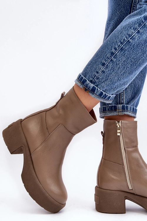 Skórzane Botki Na Niskim Obcasie Ciemnobeżowe Lemar Volavola