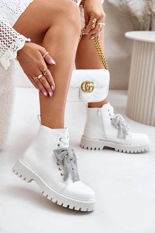 Botki Damskie Z Kokardą Białe Ocenttia