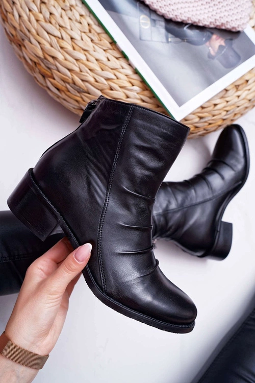 Botki Damskie Czarne Płaski Obcas Skóra Naturalna Laura Messi