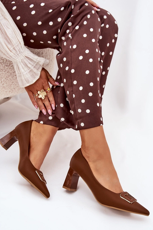 Czółenka Na Słupku Z Ozdobną Klamrą Brązowe Seriva