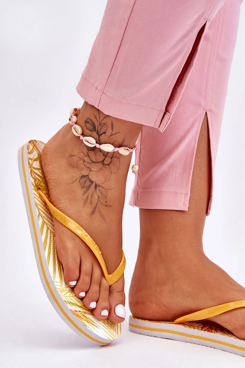 Damskie Modne Klapki Japonki Big Star LL274819 Żółte