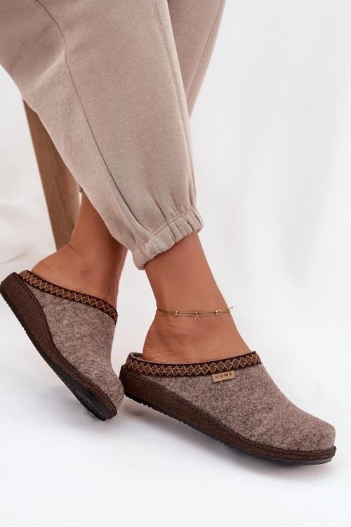 Kapcie Damskie Z Haftem Inblu NL000009 Ciemnobeżowe