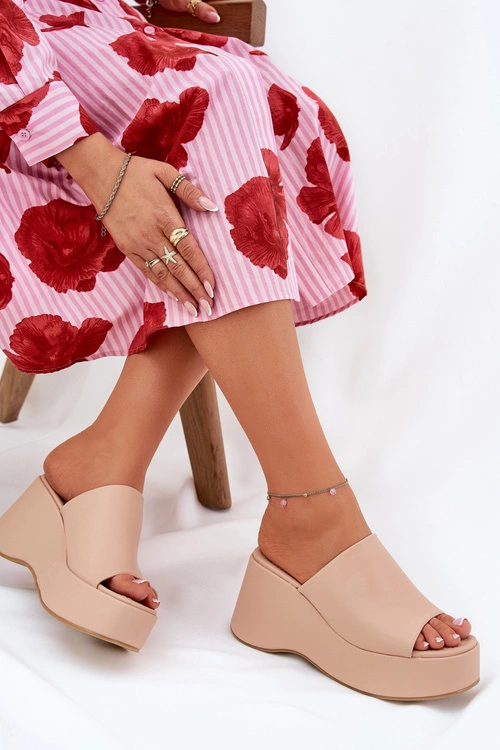 Eko Skórzane Klapki Damskie Na Platformie I Koturnie Beżowe Kisoffi