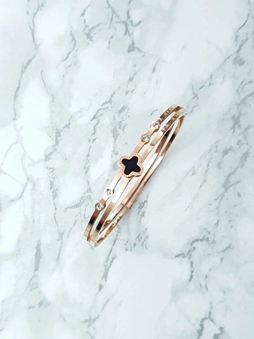 Damska Bransoleta Stalowa Z Czterema Cyrkoniami Różowe Złoto Avior