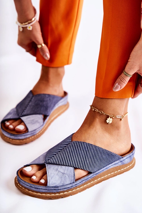 Skórzane Profilowane Klapki Maciejka 04986-17 Niebieskie