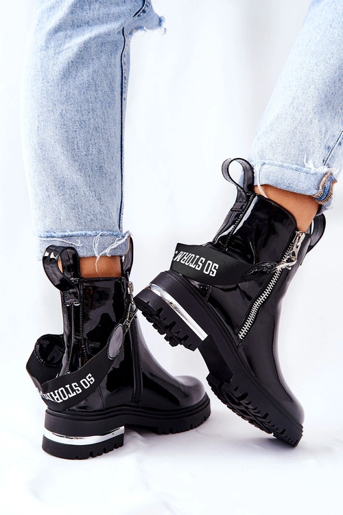 Skórzane Lakierowane Botki Z Suwakiem Czarne Cortona