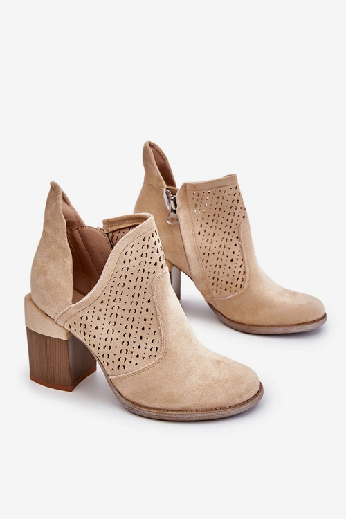 Zamszowe Botki Z Wycięciem Jasnobeżowe Layne