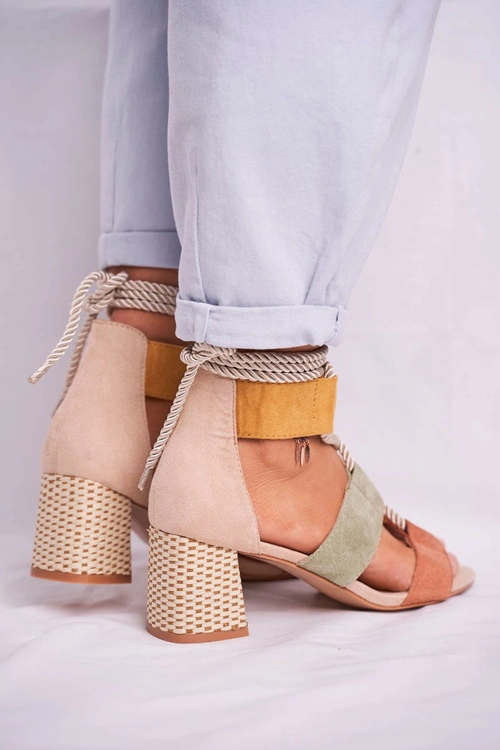 Sandałki Damskie Na Słupku Zamszowe Kolorowe Beckie