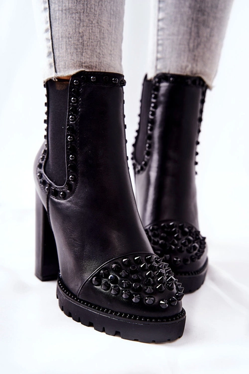 Botki Na Wysokim Obcasie Z Dżetami Czarne Lisana