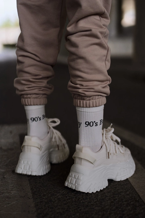 Sneakersy Damskie Na Masywnej Podeszwie Jasnobeżowe Nevela