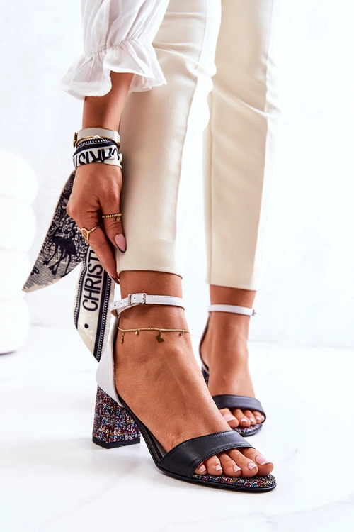 Skórzane Sandałki Na Słupku Czarno-Białe Lorene