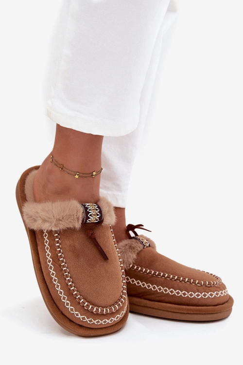 Kapcie Damskie Z Futerkiem I Haftem Brązowe Perivelle