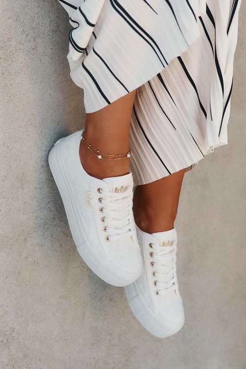 Trampki Damskie Z Koronką Lee Cooper LCW-25-31-3438L Białe