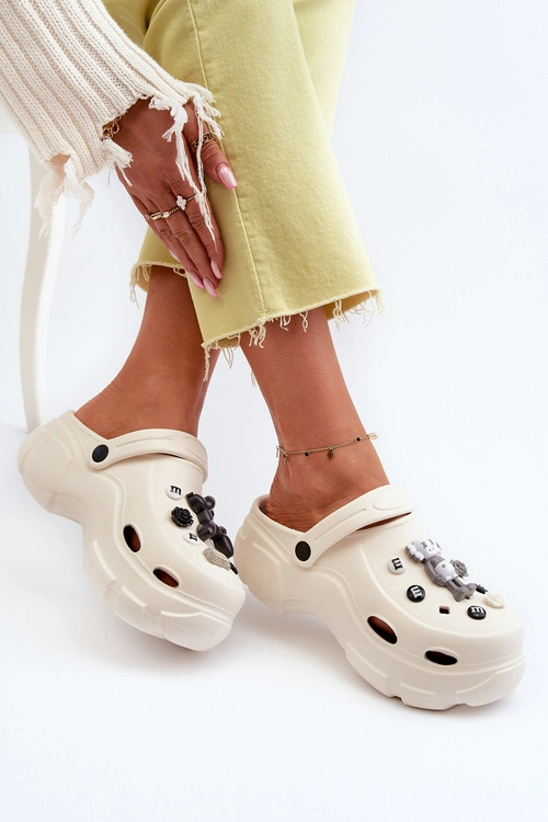 Piankowe Damskie Lekkie Klapki Na Masywnej Podeszwie Białe Matirra