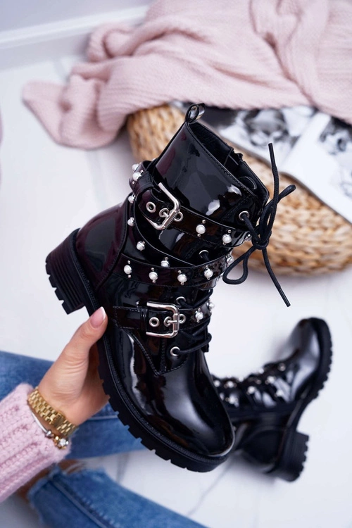 Botki Damskie Płaskie Lakierowane Z Perełkami Czarne Domination