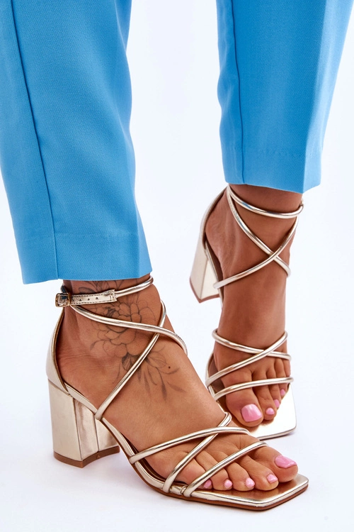 Skórzane Modne Damskie Sandały Na Obcasie Złote Primma