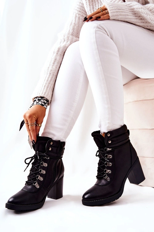 Botki Na Słupku Ocieplane Czarne Charmmis