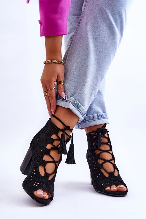 Botki Ażurowe Na Obcasie Czarne Letya