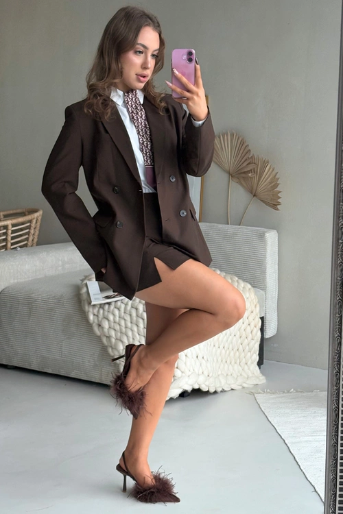 Szpilki Z Piórami I Odkrytą Piętą Czekoladowe Belice