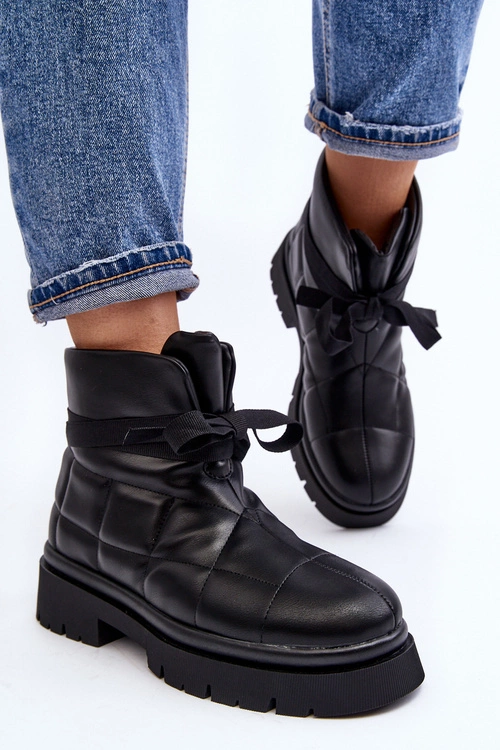 Damskie Botki Z Pikowaniem I Wiązaniem Czarne Bizzanti