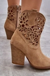 Zamszowe Ażurowe Botki Kowbojki Lewski Shoes 3265 Ciemnobeżowe
