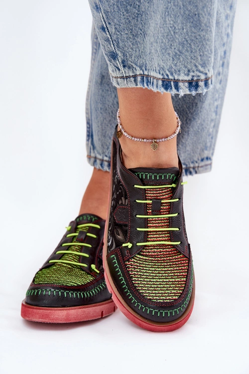 Skórzane Półbuty Damskie Wzorzyste Maciejka 06784-20 Czarne