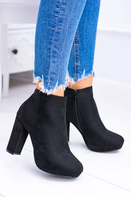 Czarne Nubukowe Botki na Słupku Emoretto