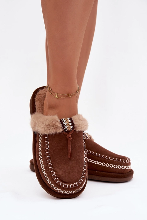 Kapcie Damskie Z Futerkiem I Haftem Brązowe Perivelle