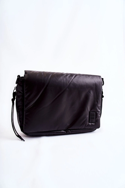 Damska Torebka Listonoszka Big Star KK574015 Czarna