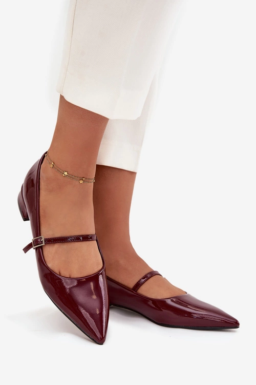 Lakierowane Baleriny Na Delikatnym Obcasie Z Paskiem Bordowe Isvella