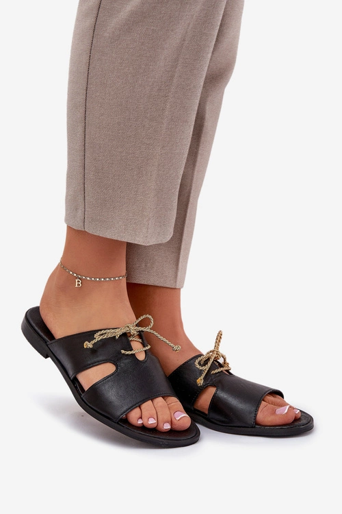 Skórzane Klapki Damskie Na Płaskim Obcasie Zazoo 3022 Czarne