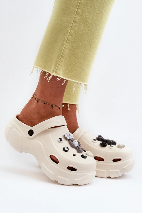 Piankowe Damskie Lekkie Klapki Na Masywnej Podeszwie Białe Matirra