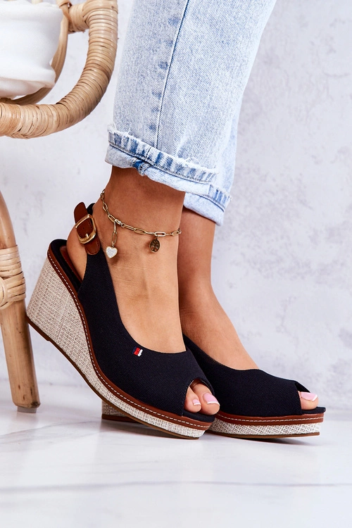 Damskie Wygodne Sandały Na Koturnie Czarne Thallas