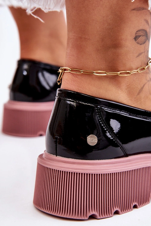 Lakierowane Mokasyny Z Łańcuchem GOE LL2N4039 Czarno-Fioletowe