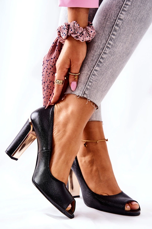 Czółenka Na Słupku Monnari 0780-020 Czarne