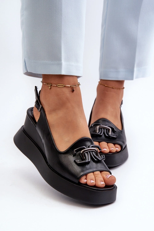 Sandały Damskie Na Platformie I Koturnie Z Ozdobą Czarne Janesca